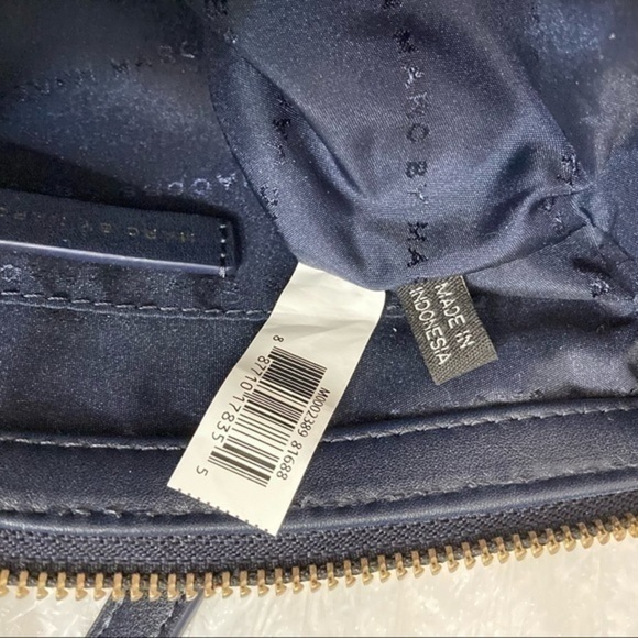 Marc by Marc Jacobs
Sheltered Island Colorblock Blue Multi Leather Messenger Bag - Picture 4 of 10